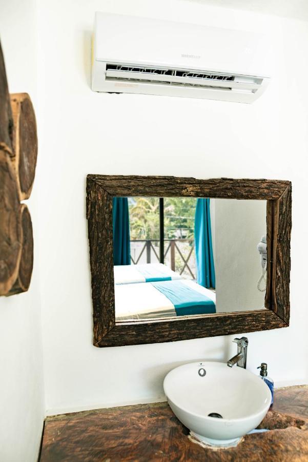 Hotel Y Beach Club Casa Mia Xulha -Bacalar Xul-Ha المظهر الخارجي الصورة